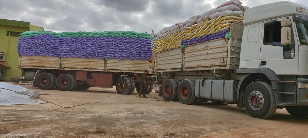 شاحنات النقل